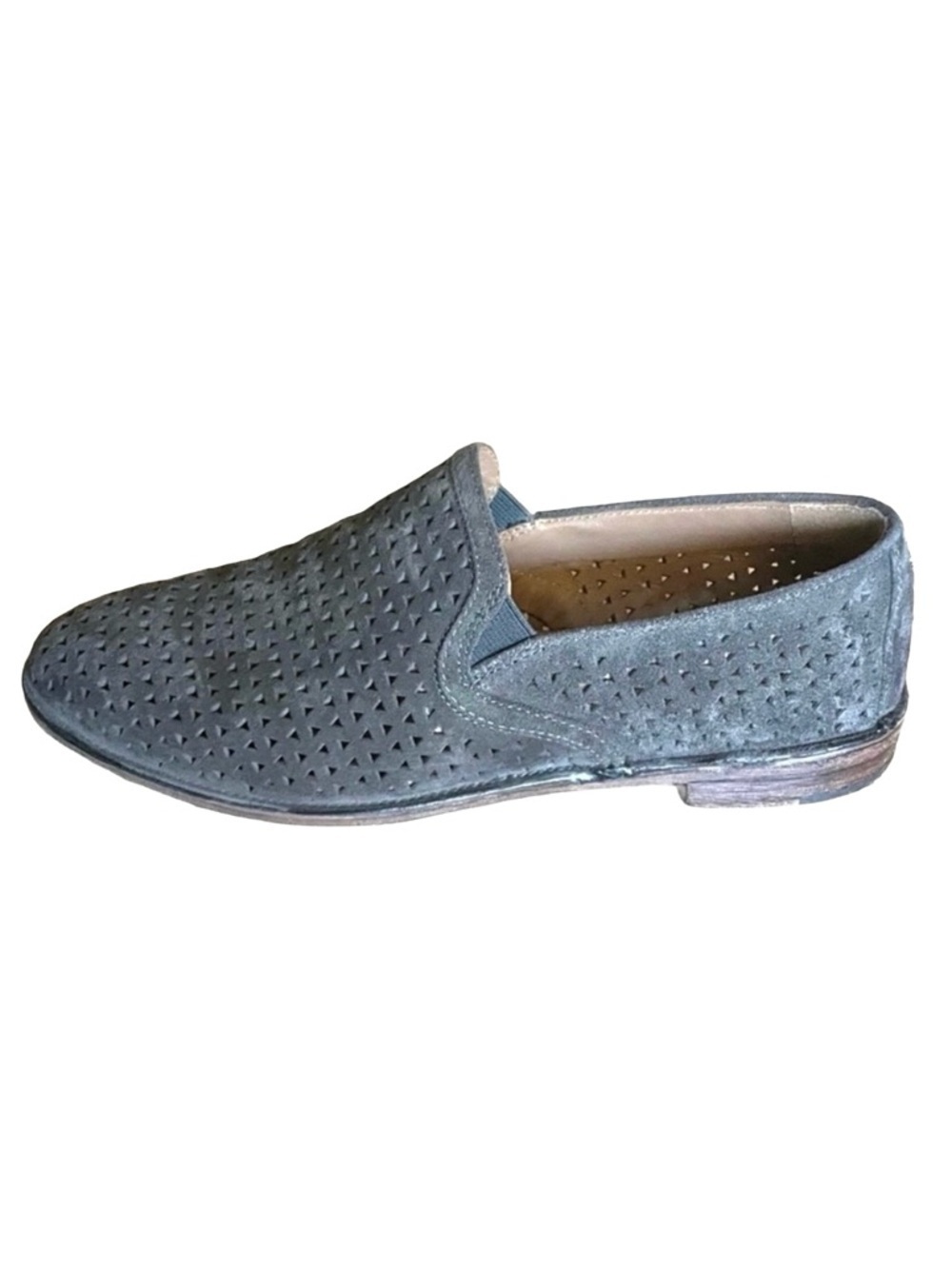 Trask Ali Perforated Suede Loafers Taupe NWOT Size 8.5